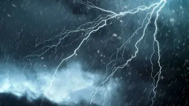 ردو البال.. ارتفاع ملحوظ في درجات الحرارة وزخات رعدية متوقعة بعدة مناطق مغربية
